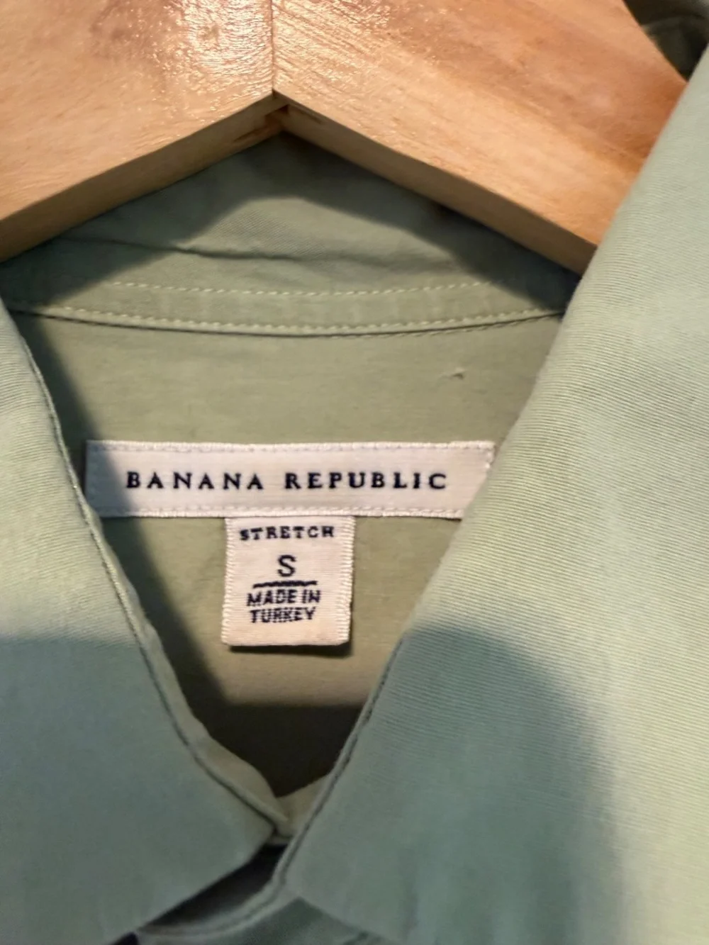 BANANA REPUBLIC MEN'S DRESS SHIRT - SIZE SMALL - STRECH